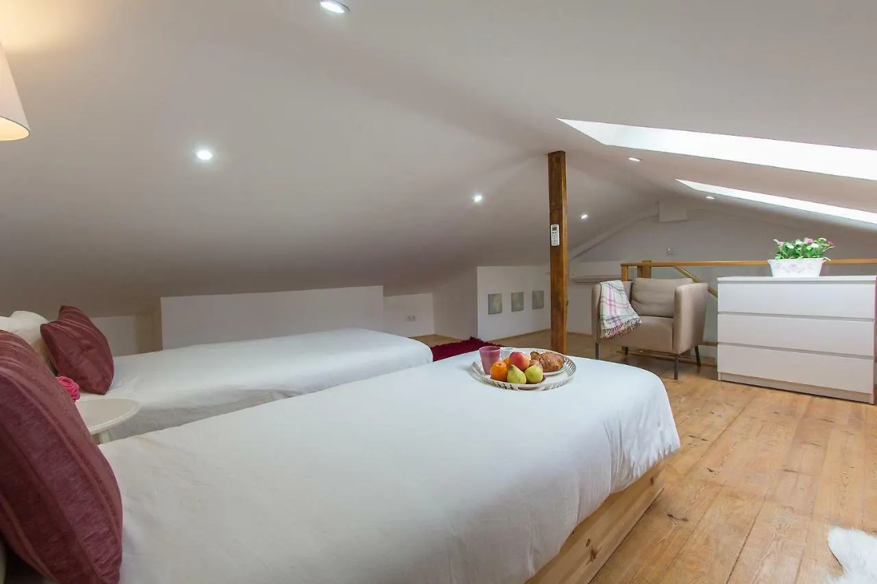 Alfama Regueira Duplex Apartment Lisbon